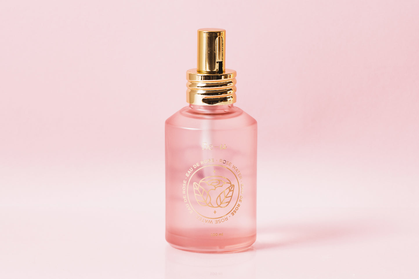 Brume tonifiante à l'eau de rose